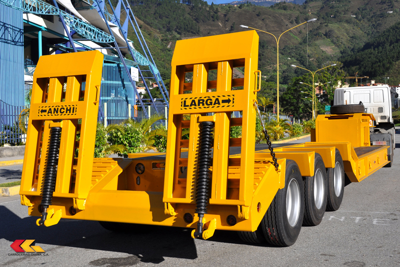 Transporte en Equipo / Camabaja Hidráulico en Riohacha, La Guajira, Colombia